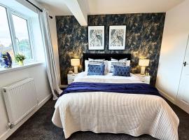 Cosy Staff, Large 6-bedroom Detached house, готель у місті Whitwick