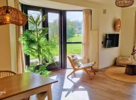 Lakeview 'Rotorua' 4-6 pers by Kawatea Cottages