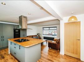 South Downs Retreat, villa in Sompting