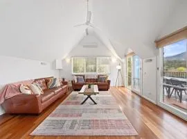 Jarrah Lodge - Sleeps 10 - Merrijig