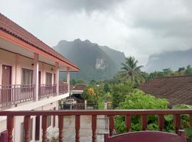 PT Homestay VangVieng, Hotel in Vang Vieng