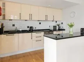 Apartment 22, Horizon View