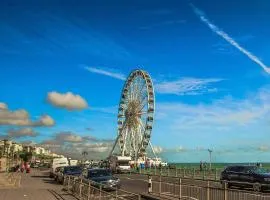 Dudy Studios At Brighton City Center
