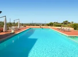3 Bedroom Pet Friendly Home In Arezzo