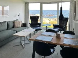 Lovely Apartment In Allinge With Wifi