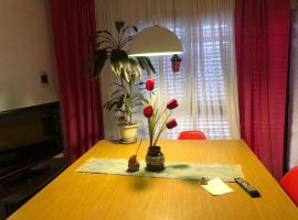 Departamento habitación doble equipado full, homestay in Cordoba