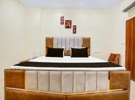 Hotel O The Royal INN