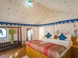 Dharamkot Heaven Luxury Tent, tenda de luxo em McLeod Ganj