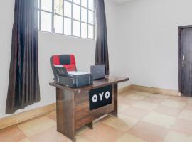 Hotel O Moonlight Guest House, hotel in Rudrapur