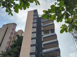 Hotel Rulay Medellin, hotel a prop de Aeroport Olaya Herrera, a Medell&iacute;n