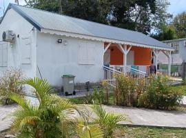 maison corossol, ξενοδοχείο σε Vidon