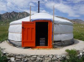 My Mongolia Eco Ger Camp – kemping w mieście Nalayh