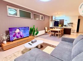 Snow Sapporo Cozy House, hotel in Sapporo