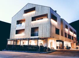 Gourmet - Boutique Hotel Tanzer, hotell i Falzes