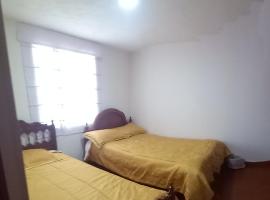 H-OSTELLO LA MERIDIANA, guest house in Villa de Leyva