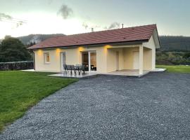 Gîte Le Gros Chêne, hotel en Taintrux