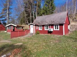 Easily accessible cabin with woodburner outside Hässleholm