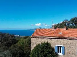 Maison de maître en pierre de 1831 avec vue sur la mer à Porticcio