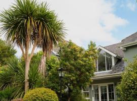 The Grove Lodge Guesthouse