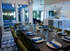 Lunar - Old Town, Heated Pool, 2 King beds, Fashion Square, Hot tub, West World