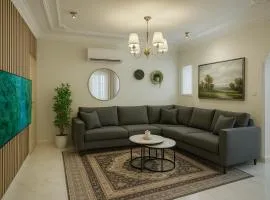 18 Three Rooms Family Apartment in Heart of Olaya