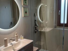 A due passi dal mare, hotel in Cannigione