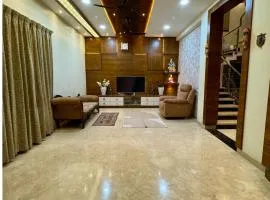 Ultra Luxurious 4 BHK VILLA