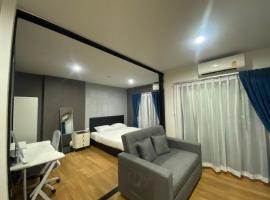 Caesar's Suite Condo Korat, ξενοδοχείο σε Ban Pra Dok