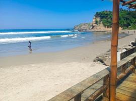 Hostal Rosa Mística, hotel in Montañita