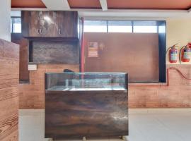 Hotel O 68179 Hotel New Abhijeet, hotel en Chikalthān