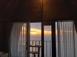 Eco-tourist Dreamstay Cliff Side Ocean View