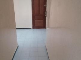 Hébergement 4 pièces Dakar、Darou Rhamaneの宿泊施設