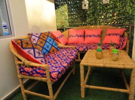 Pineapple Apartments, hotelli kohteessa Jinja