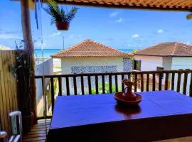 Chalé Pé na Areia e Piscina Privativa em Barra do Jacuípe