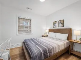 Pittsburgh Shadyside 1D Stylish and Cozy Private Bedroom with Shared Bathroom