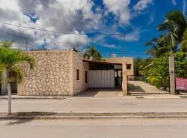 2 casas privadas para familias y grupos con estacionamiento