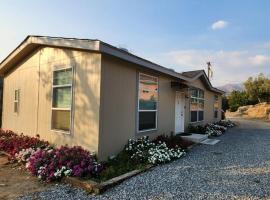 Home away from Home - 6 miles from the SNP, hotel di Three Rivers