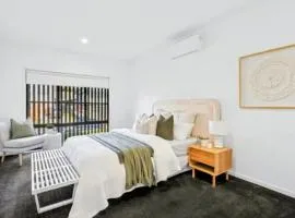 Stylish Modern Getaway Geelong