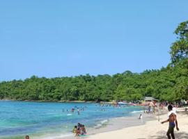 Nature Lodge Retreat in Portland, cabin in Port Antonio