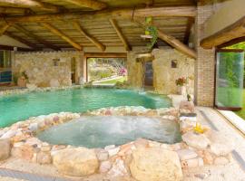 Luxury villa Colle dell'Asinello ,proprietari ,Price villa In esclusiva ed all inclusive area SPA h24 , Pool Heating 31 C , near ORVIETO, hotel em Guardea