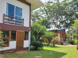 Coco farm stay Suanphueng