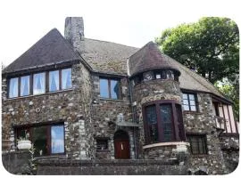 Spacious villa with garden - ideal for groups