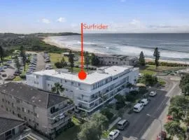 Dee Why Beach - Surfrider Studio 8