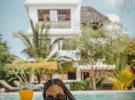 Mbibo House in the Shela Dunes, hotel com piscina em Shela