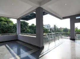 Hotel O Neatflix &Chill