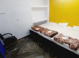 sukh dham, hotel v destinaci Prayagraj