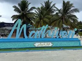 Lux Hotel Mathiveri