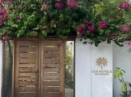 Lux Hotel Mathiveri
