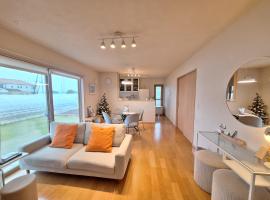 Peaceful Garden Home in Ota, Entire 3BR Parking, hotel in Ota