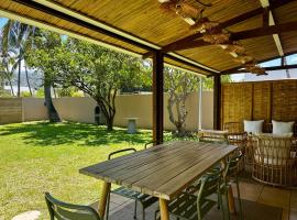 Maison au charme cr&eacute;ole - Acc&egrave;s priv&eacute; &agrave; la plage, overnachting in &Eacute;tang-Sal&eacute; les Bains